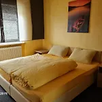 Golden Rangau & Maison d'hôtes 3*